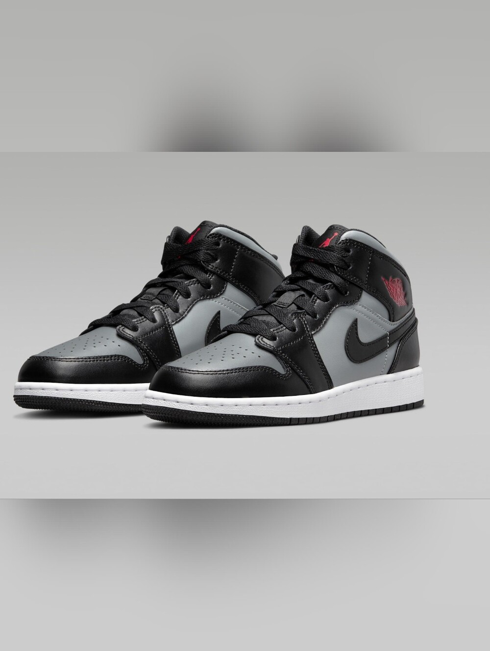 Air Jordan 1 Mid SE GS 'Shadow' Sneakers Size 4.5
